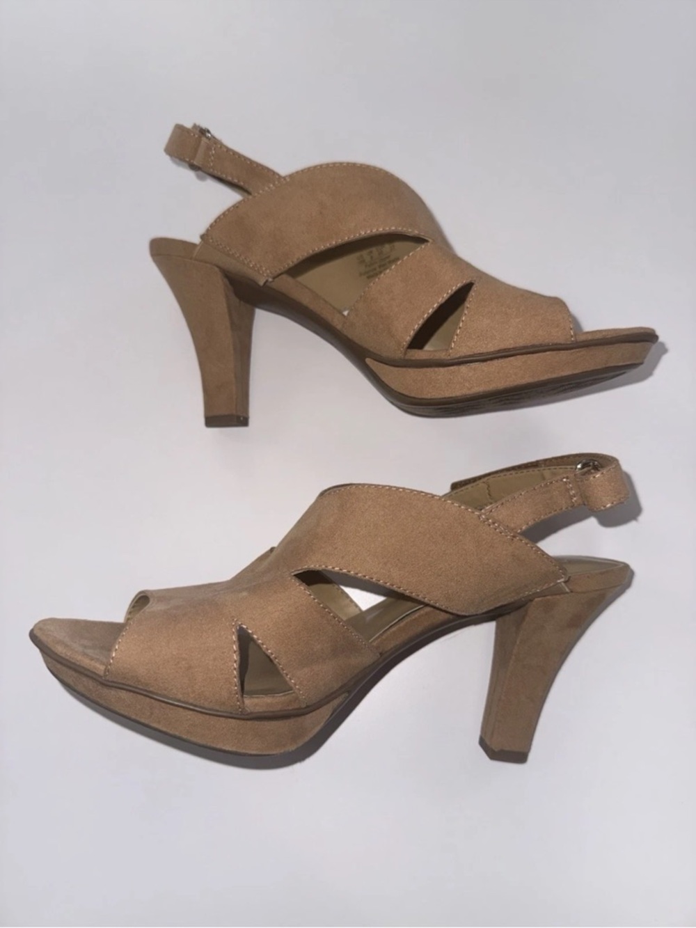 Naturalizer Devin Womens Peep Open Toes Sandals Strappy Nude Tan Slingback US 10